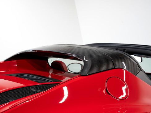 Used 2018 Alfa Romeo 4C Spider image 36