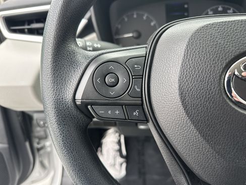 Used 2024 Toyota Corolla LE image 19