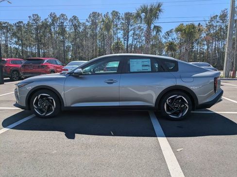 New 2025 Kia K4 EX image 6