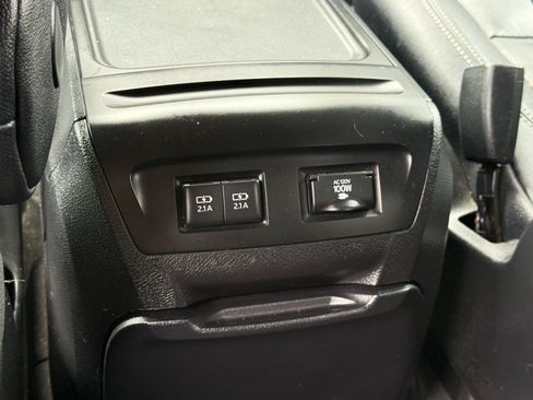 Used 2020 Toyota Sienna SE image 29