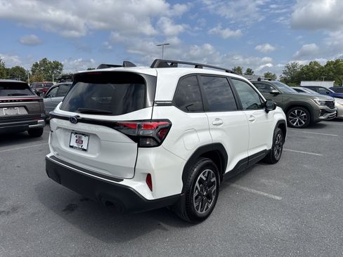 Certified 2026 Subaru Forester Premium AWD/4WD image 30