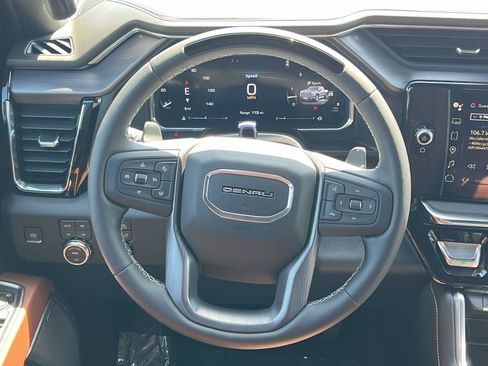 New 2026 GMC Sierra 1500 Denali Ultimate w/ LPO, Black Badging Package AWD/4WD image 12
