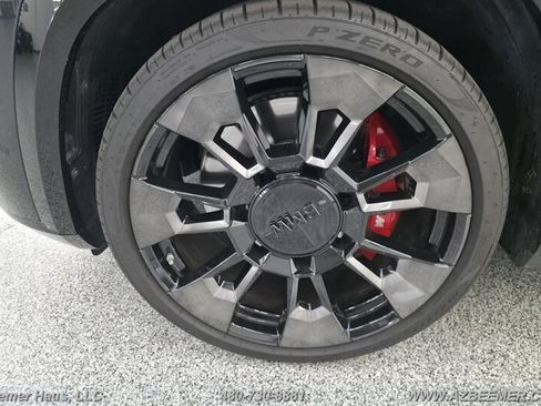 Used 2023 BMW XM AWD/4WD image 16