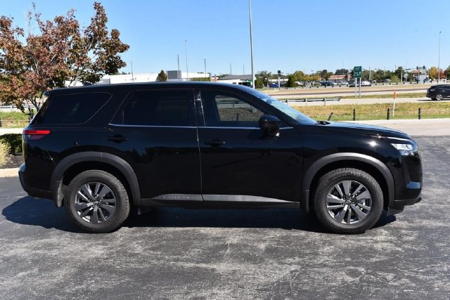 Used 2026 Nissan Pathfinder S AWD/4WD image 5