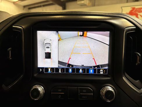 Used 2020 GMC Sierra 1500 AT4 w/ AT4 Premium Package AWD/4WD image 23