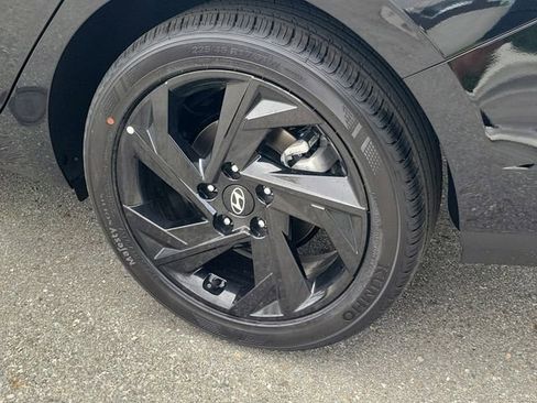 New 2026 Hyundai Elantra Sport FWD image 27