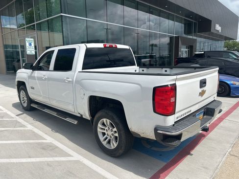 Used 2018 Chevrolet Silverado 1500 LT w/ Texas Edition image 9