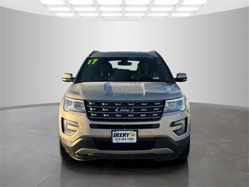 Used 2017 Ford Explorer Limited w/ Equipment Group 301A image 3
