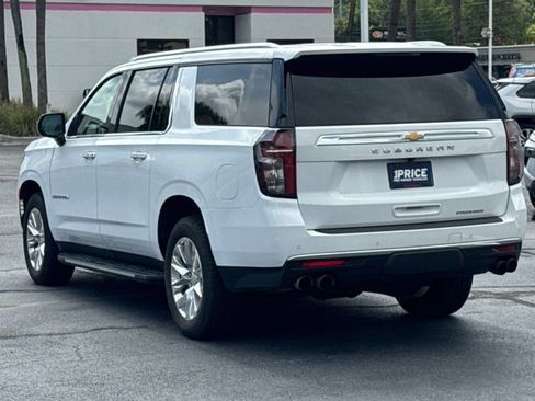 Used 2023 Chevrolet Suburban Premier RWD image 8