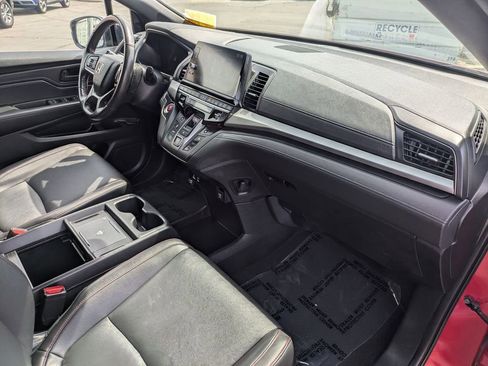 Used 2025 Honda Odyssey Sport-L image 33