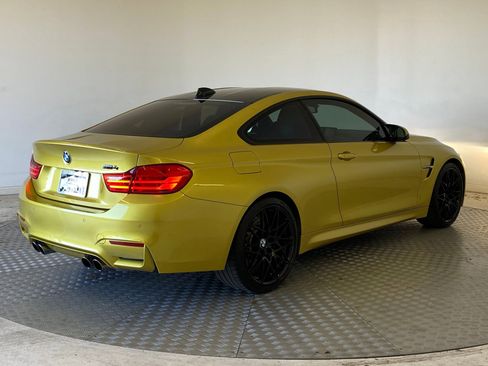 Used 2017 BMW M4 Coupe image 9