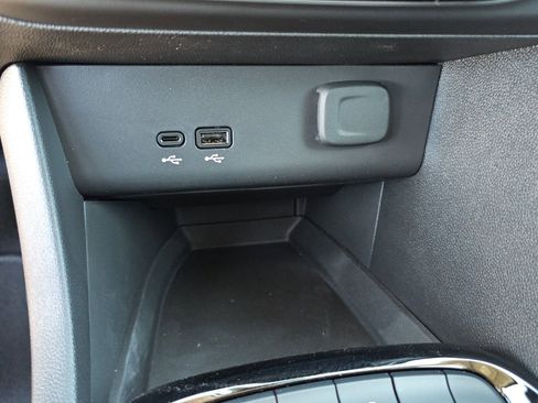 Used 2025 Buick Encore GX Preferred image 27