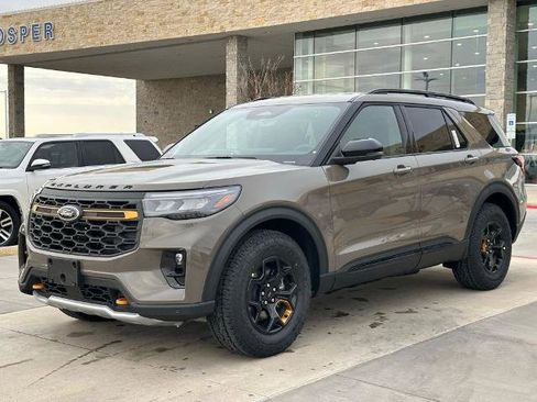 New 2026 Ford Explorer Tremor w/ Tremor Convenience Package image 7