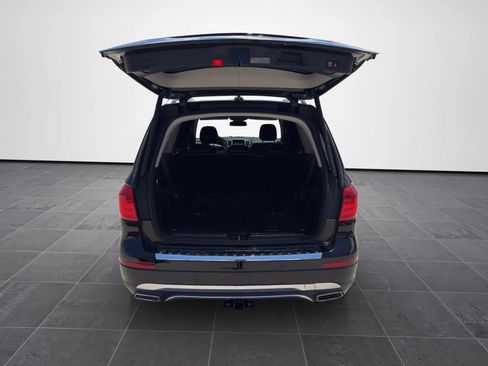 Used 2014 Mercedes-Benz GL 450 4MATIC w/ Lighting Package image 27