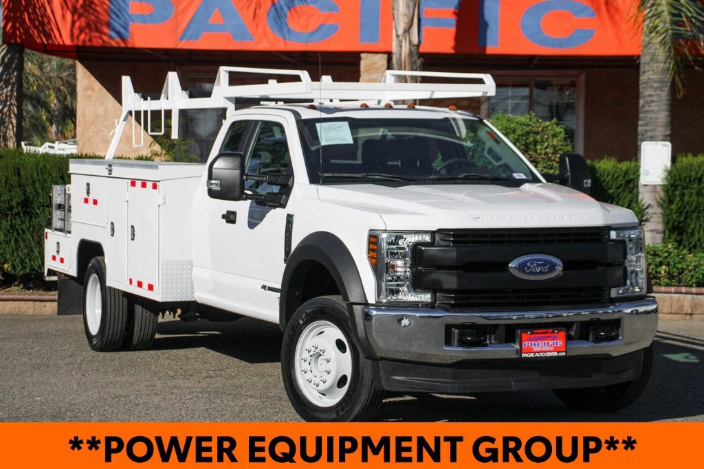 Used 2019 Ford F450 XL w/ XL Value Package AWD/4WD image 2