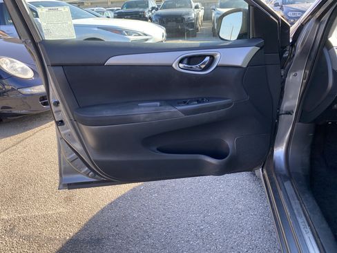 Used 2015 Nissan Sentra S FWD image 15