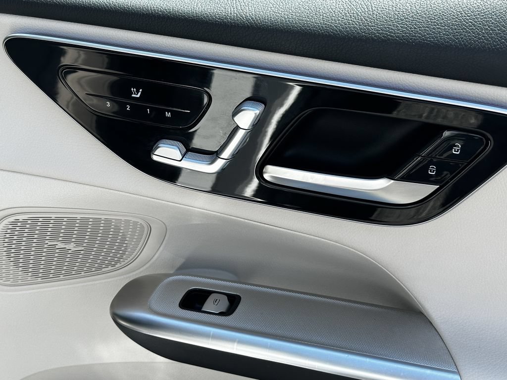 Certified 2025 Mercedes-Benz GLC 350e 4MATIC image 17