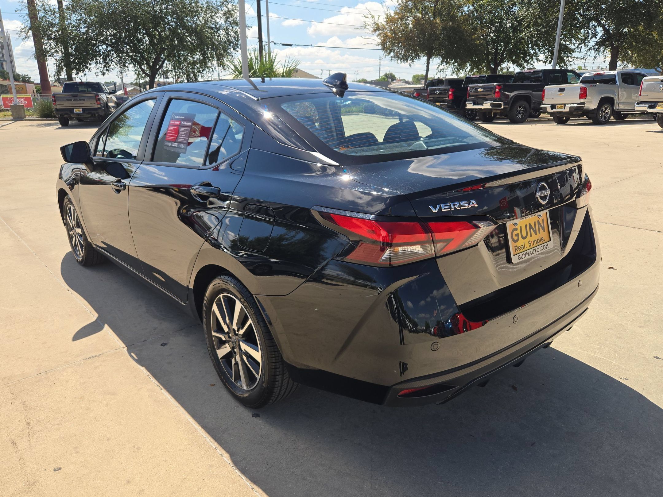 Certified 2025 Nissan Versa SV FWD image 5