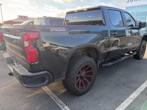 Used 2019 Chevrolet Silverado 1500 Custom Trail Boss w/ Custom Convenience Package image 3