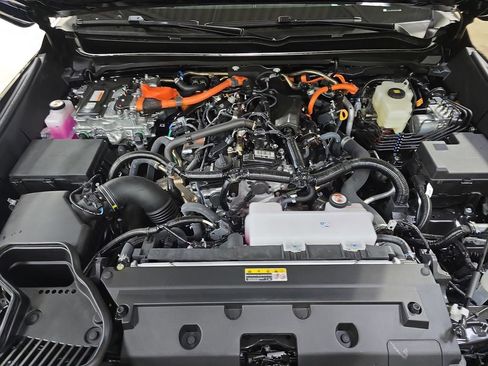 Used 2025 Toyota Tacoma TRD Off-Road w/ TRD Off Road Premium Package image 31