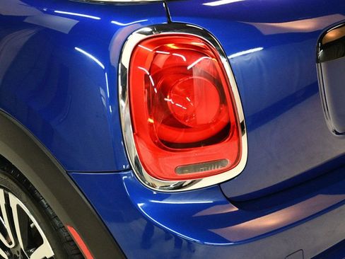 Used 2019 MINI Cooper S image 16