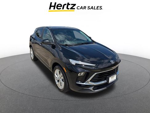 Used 2025 Buick Encore GX Preferred FWD image 1