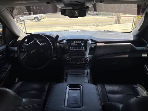 Used 2016 Chevrolet Suburban LTZ RWD image 31