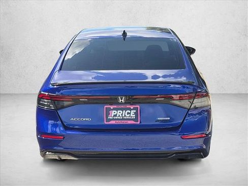 Used 2024 Honda Accord Sport image 7