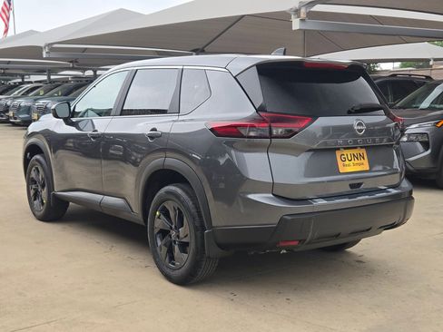 New 2026 Nissan Rogue SV FWD image 5