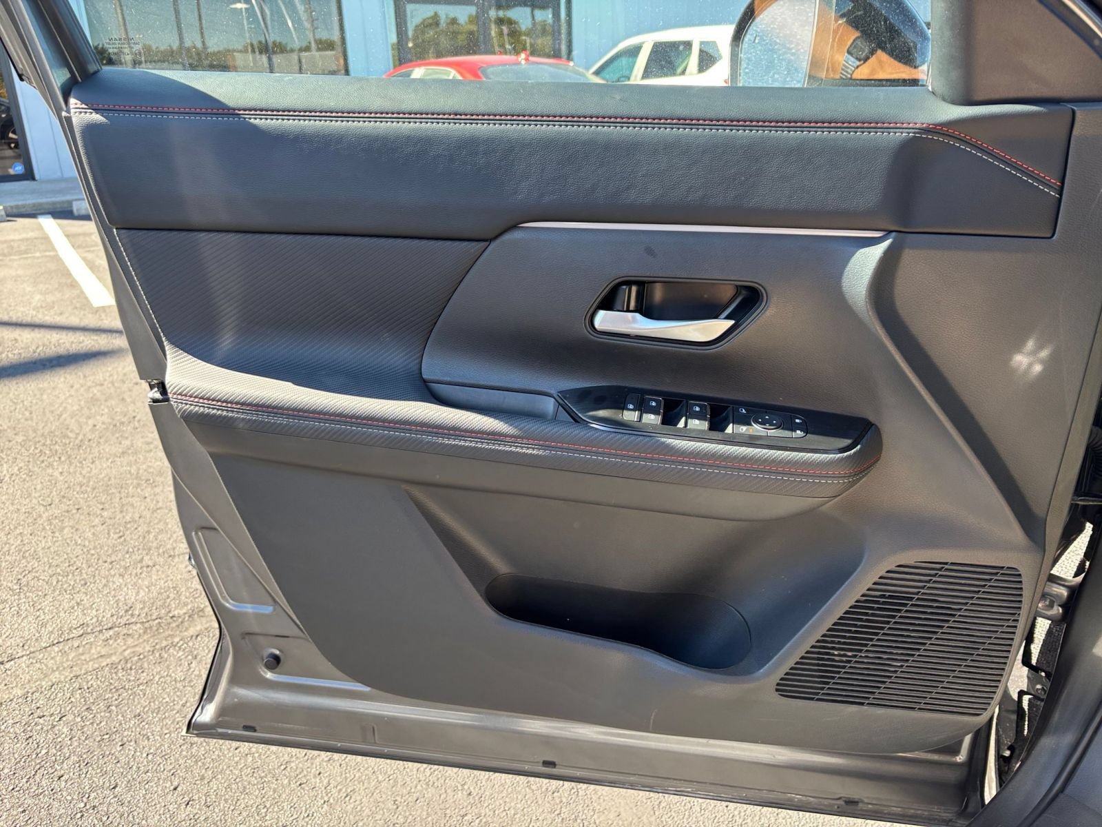 Used 2026 Nissan Kicks SR FWD image 18