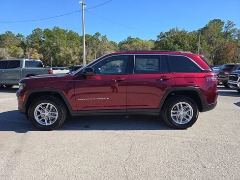 New 2025 Jeep Grand Cherokee Laredo X w/ Luxury Tech Group I image 3