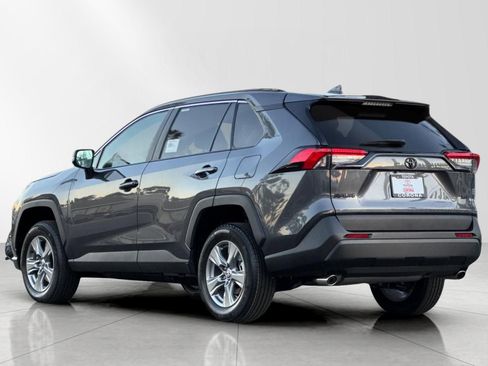 New 2025 Toyota RAV4 XLE image 5