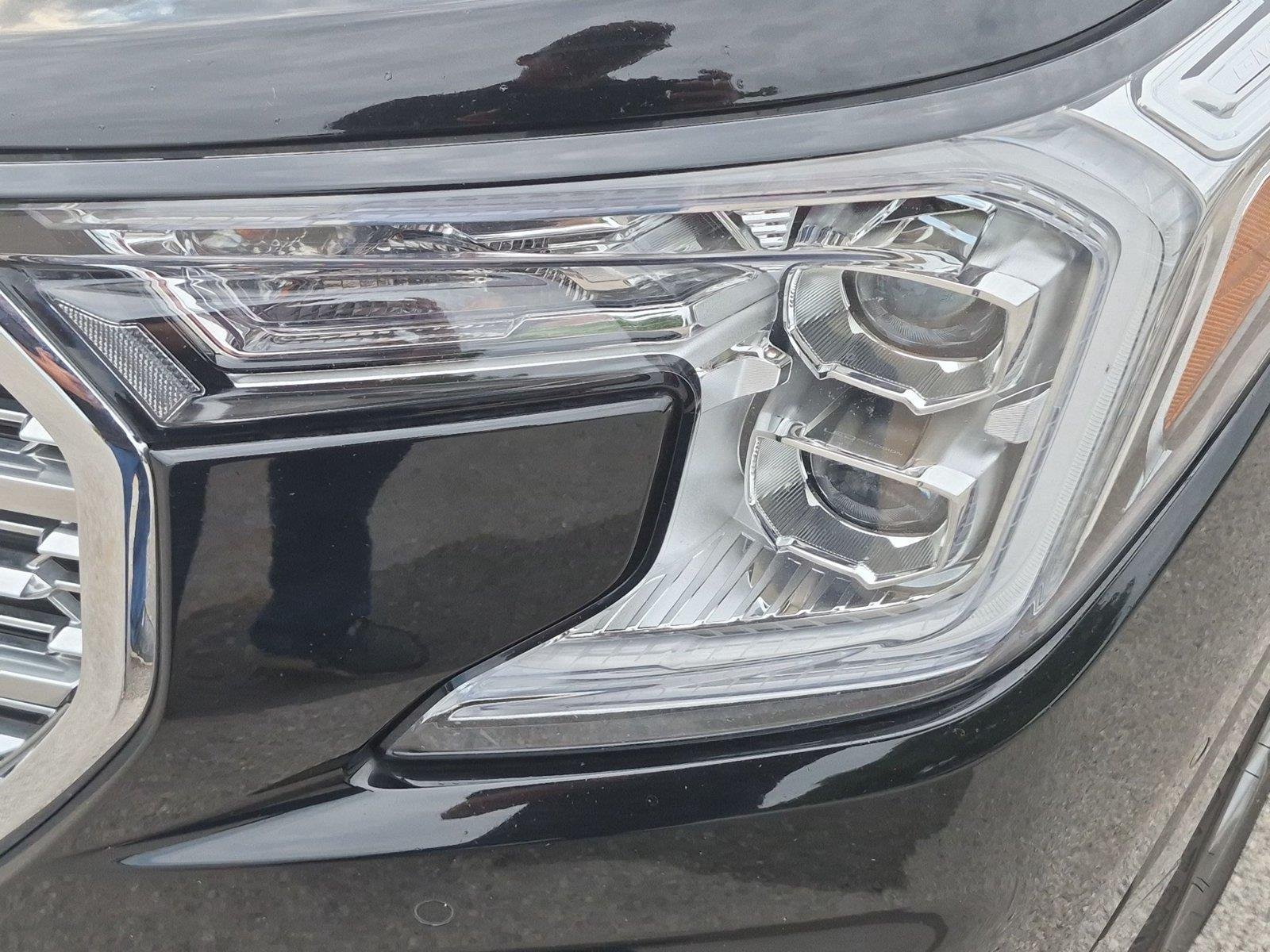 Used 2023 GMC Terrain Denali w/ Black Diamond Edition AWD/4WD image 9