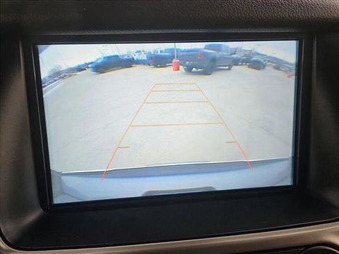 Used 2018 GMC Yukon Denali image 14