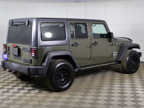 Used 2016 Jeep Wrangler Unlimited Sport w/ Quick Order Package 24S AWD/4WD image 5