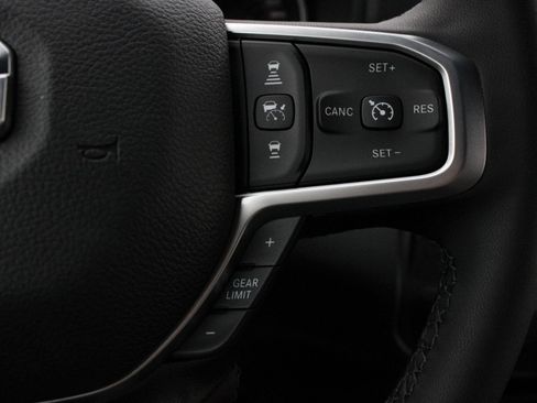 New 2026 RAM 2500 Tradesman w/ Safety Group AWD/4WD image 27