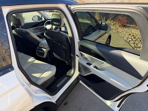 New 2026 Lincoln Nautilus Reserve image 14