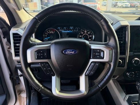 Used 2017 Ford F150 Lariat AWD/4WD image 30