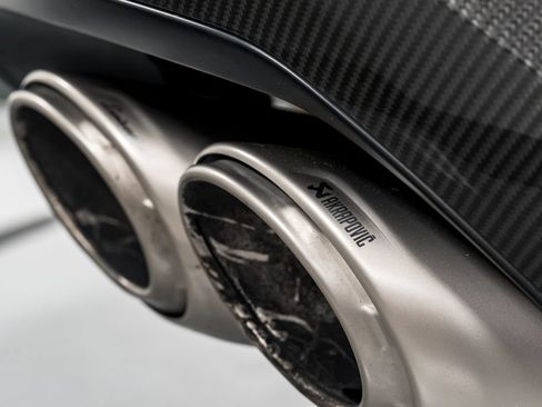 Used 2024 Lamborghini Urus Performante AWD/4WD image 59