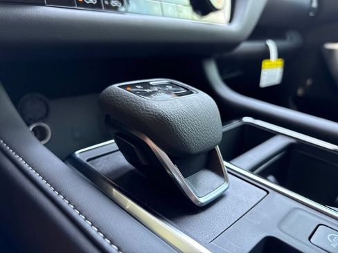 New 2026 Nissan Pathfinder SL FWD image 18