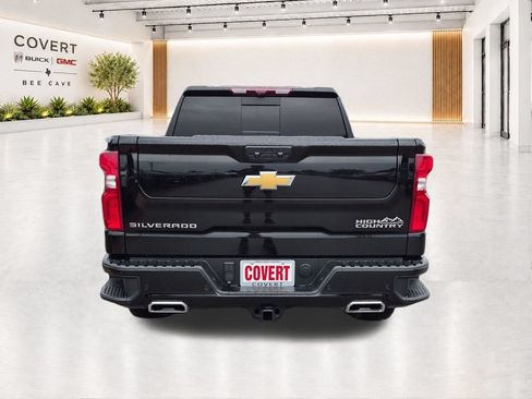 Used 2024 Chevrolet Silverado 1500 High Country w/ High Country Premium Package RWD image 12