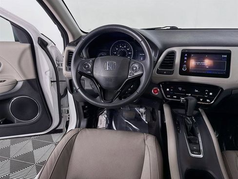 Used 2021 Honda HR-V EX-L image 24