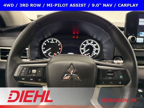 Used 2024 Mitsubishi Outlander SE image 26