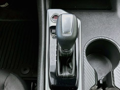 Used 2024 Nissan Altima 2.5 S FWD image 16