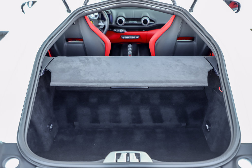 Certified 2018 Ferrari 812 Superfast RWD image 8
