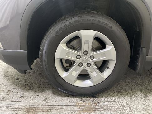 Used 2023 Honda Pilot LX image 10