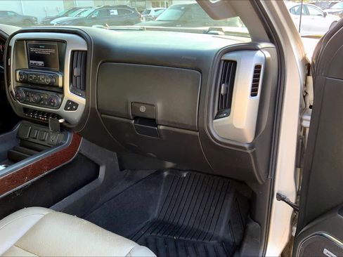 Used 2018 GMC Sierra 1500 SLT image 19