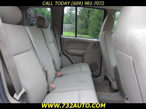 Used 2006 Jeep Liberty Renegade image 25