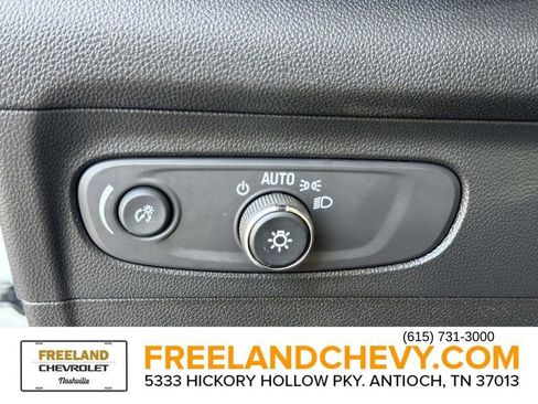 Used 2021 Buick Envision Essence image 26