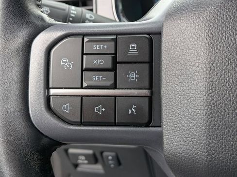 Used 2023 Ford F150 Lariat w/ Equipment Group 502A High AWD/4WD image 17